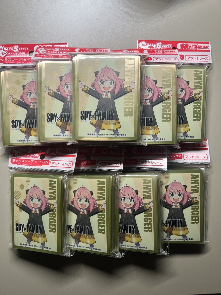 Movic 65 Chara Sleeve Matte Series Spy x Family - Anya