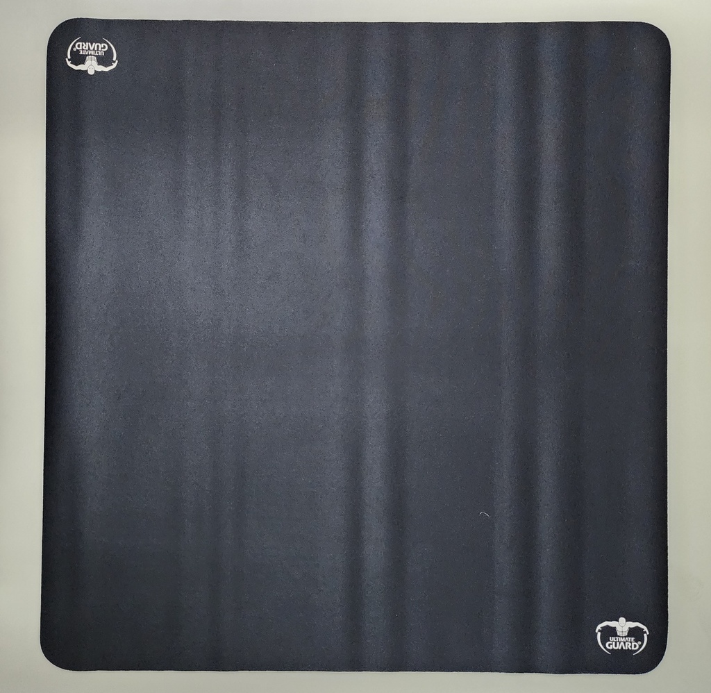 [P505195] Ultimate Guard 60 Monochrome Play Mat - Black UGD010458